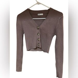 Aster Ribbed Knit Cropped Cardigan in Chocolate